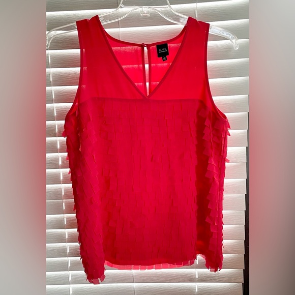 Saks Fifth Avenue Black Label Tops - Saks Fifth Avenue “Black” Tank Top - Women’s Size Large - Red - Polyester